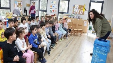 Nilüfer’de miniklere geri dönüşüm eğitimi