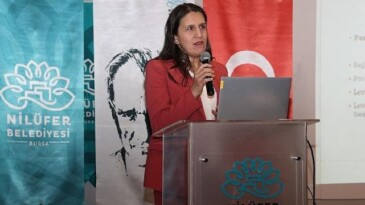 Nilüfer’de ‘Parkinsonla Yaşamak’ masaya yatırıldı