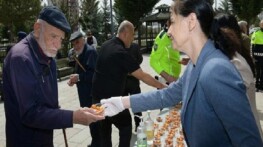 Okul Taarruzunda Hayatını Kaybedenler Anıldı