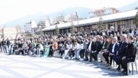 Osmangazi Meydanı’nda Bursaspor Coşkusu Tepe Yaptı