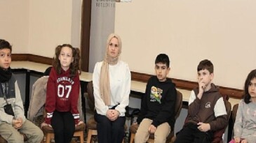 Osmangazi’de Çocuklar İdeoloji Atölyesi İle Düşünsel Seyahate Çıktı