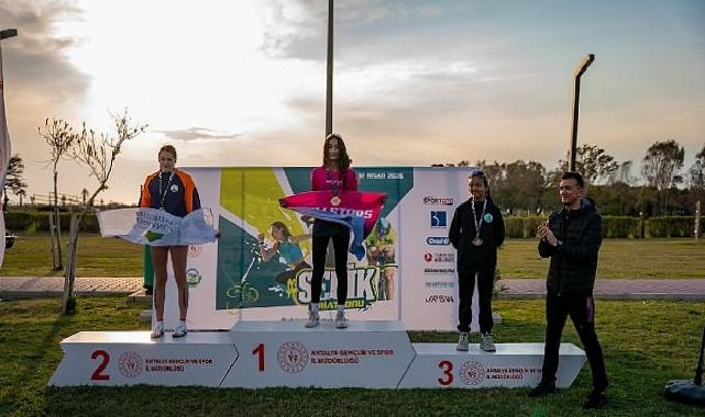 Osmangazi’nin Genç Atletleri Kürsüyü Boş Bırakmadı