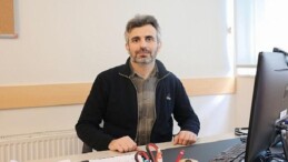 Plaza lisanı ve emoji kültürü Türkçeyi aşındırıyor!