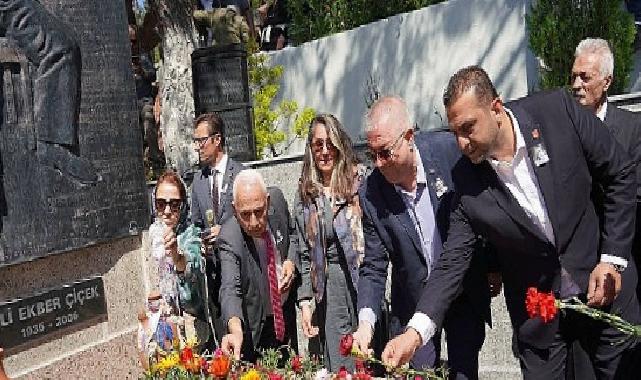 Sanatçı Ali Ekber Çiçek Edremit’te anıldı