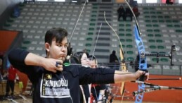 Spor Şenliğinde Öğrenciler Okçuluk Maharetlerini Yarıştırdı