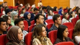 Ticaret Sicili Süreçleri, Hukuk Fakültesi Öğrencileri ve Mezunlarıyla Uygulamalı Olarak Ele Alındı