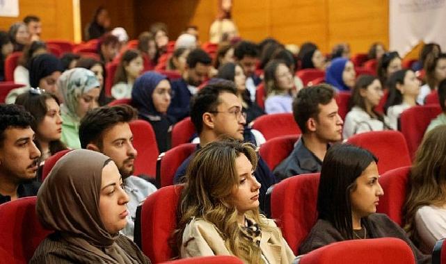 Ticaret Sicili Süreçleri, Hukuk Fakültesi Öğrencileri ve Mezunlarıyla Uygulamalı Olarak Ele Alındı