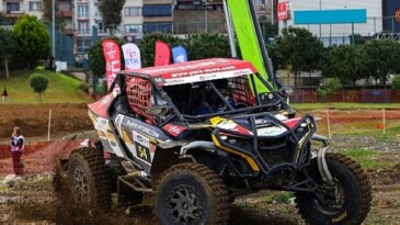 Trabzon Offroad Yarışı’nda Alver ve Oğuz Tepede