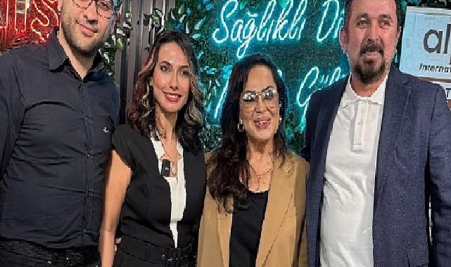 Türk sinemasının sultanı Türkan Şoray’dan Alpi Diş Hastanesine manalı ziyaret