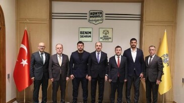 Türkiye Güreş Federasyonu Başkanı Akgül, Milli Olimpiyat Komitesi Lideri Çakır ve Ulusal Güreşçi Kayaalp Lider Altay’ı Ziyaret Etti