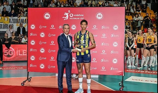 Vodafone Sultanlar Ligi Final Serisine Vargas ve Markova Damga Vurdu