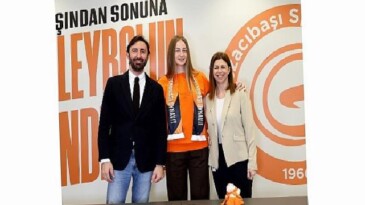 Avrupa’nın Yükselen Smaçörü Aleksandra Uzelac Eczacıbaşı Dynavit Formasıyla