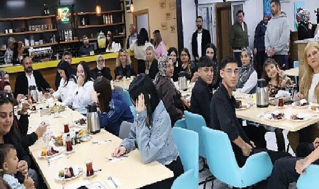 Beyaz Kalpler, mezunlarını mesleğe uğurladı
