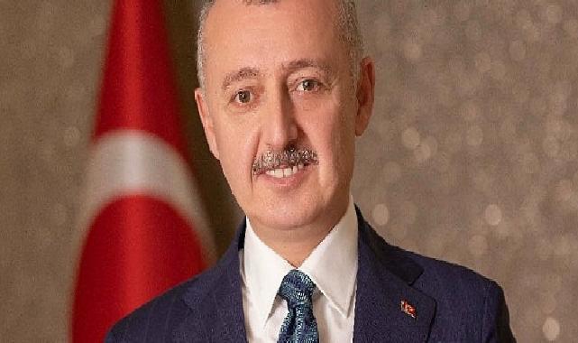 “Bu milletin gençleri, insanlığın geleceğine istikamet verecektir”
