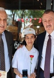 Büyükakın, ilk iş gününde de yanlarındaydı: “İyi ki varsınız”