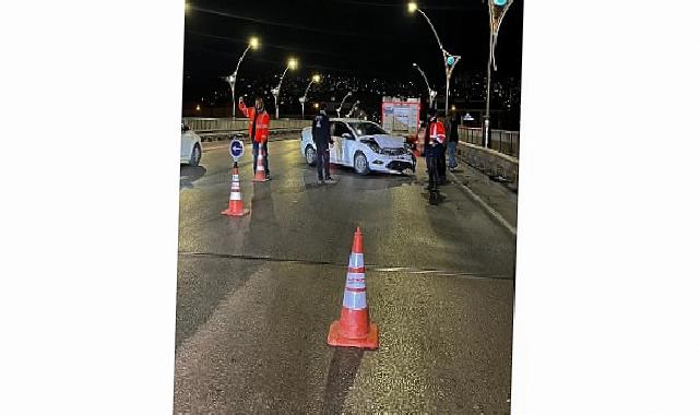 Büyükşehir A Ekibi’nden kazaya birinci müdahale