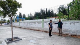 Büyükşehir’den Mevlana Caddesi ve 100. Yıl Bulvarı ortasında kaldırım ve peyzaj çalışması