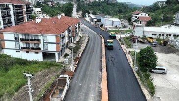 Büyükşehir’le yollar genişliyor, trafik rahatlıyor