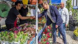 Çiçek üzere İzmir