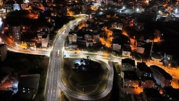 Dev proje, gece manzarasıyla de göz kamaştırıyor