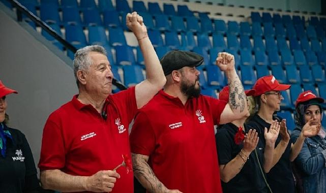 Güzelbahçe’de İkili Bayram