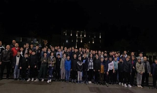 İnegöl Belediyesi Öğrencileri Robot Müsabakasına Götürdü