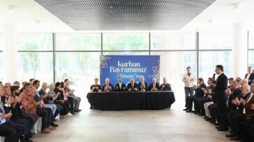 İnegöl Protokolü Bayramlaşma Merasiminde Buluştu