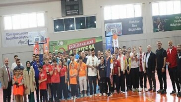İnegöl’de Manisiz Turnuva Coşkusu