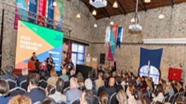 İzmir kültür siyasetlerini birlikte yazıyor