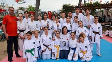 Karabağlar Ata’sı için koştu