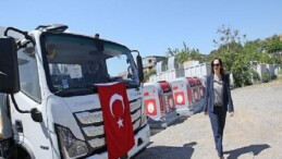 Karşıyaka’nın paklık filosu üç yeni kamyonla güçlendi