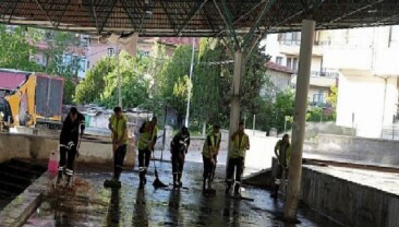 Keçiören’de Kurban Kesim Alanları Temizlendi