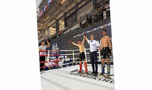 Kemer Belediyesi kick boks ekibinden iki madalya