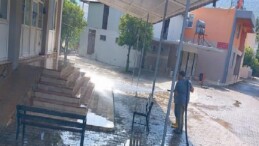 Kemer’de mescitlerde bayram paklığı