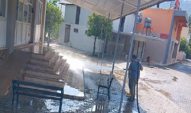 Kemer’de mescitlerde bayram paklığı