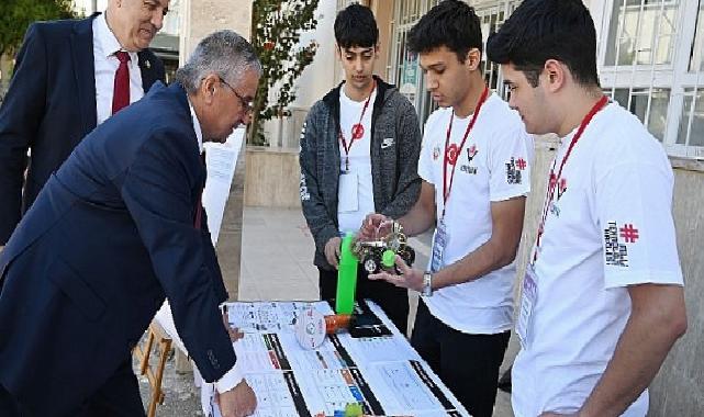 Kemer’de TÜBİTAK 4006 Bilim Fuarı