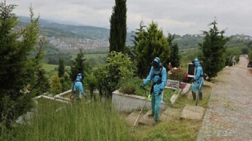 Kocaeli’de şehitlik ve mezarlıklar bayrama hazır