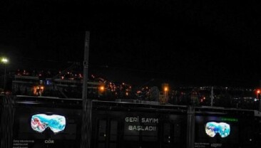 Kocaeli’de tramvaylar su altı dünyasına dönüştü