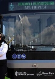 Kocaeli’de ulaşıma “anne eli” değdi
