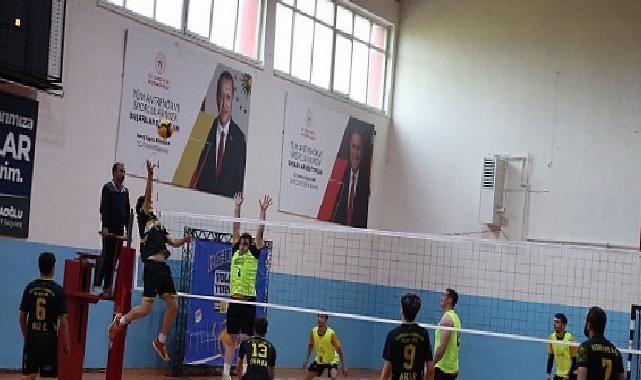 Konya Büyükşehirin Voleybol Turnuvasında 25 İlçede 2.460 Atlet Heyecana Ortak Oluyor