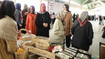 Konyalı Bayanlar, Anneler Günü Münasebetiyle KOMEK Pazarı’nda Buluştu