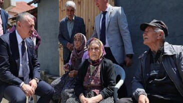 Lider Büyükakın ile İzmit’in köylerinde sımsıcak manzaralar