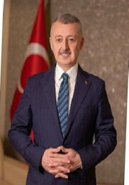 Lider Büyükakın’dan Anneler Günü iletisi