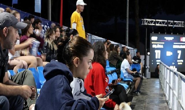 Lider Çerçioğlu’nun Öncülüğünde Plaj Voleybolunun Kalbi Aydın Dokumacılık Park’ta Atıyor