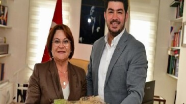 Lider Hatice Gençay, Çevreci Belediyeler Birliği Toplantısında Yer Aldı