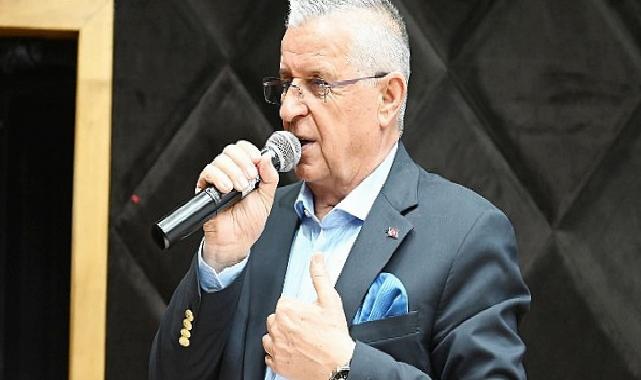 Lider Topaloğlu öğrenci velileriyle bir ortaya geldi