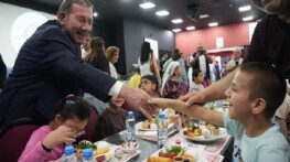 Lider Topuz Özel Bireylerle Milas Belediyesi Tarafından Düzenlenen Kahvaltıda Buluştu
