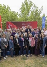 Lider Tugay şehit anneleriyle bir ortaya geldi