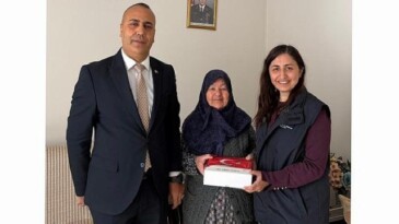 Manisa Büyükşehir’den Şehit Annelerine Manalı Ziyaret