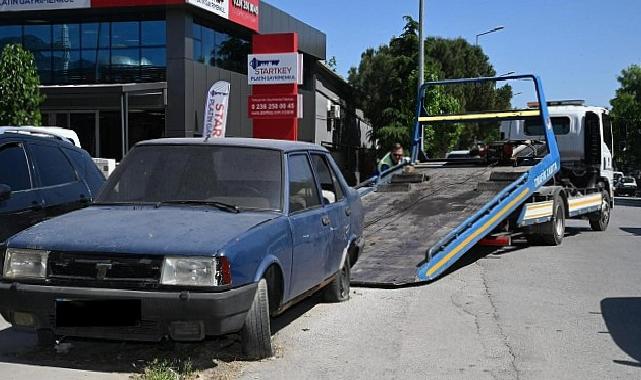 Manisa’da Sokaklar Atıl ve Hurda Araçlardan Temizleniyor